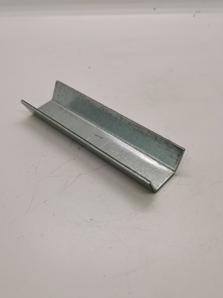 Straight connector for cross member 40x20mm, mat. steel galvanized